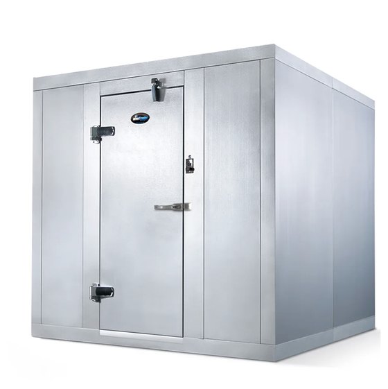 Commercial walk-in cooler and freezer